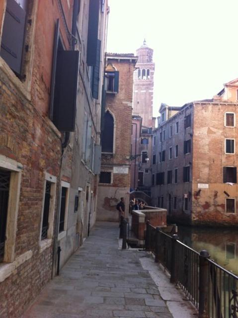 B&B Al Teatro With Canal View Venedig Exterior foto