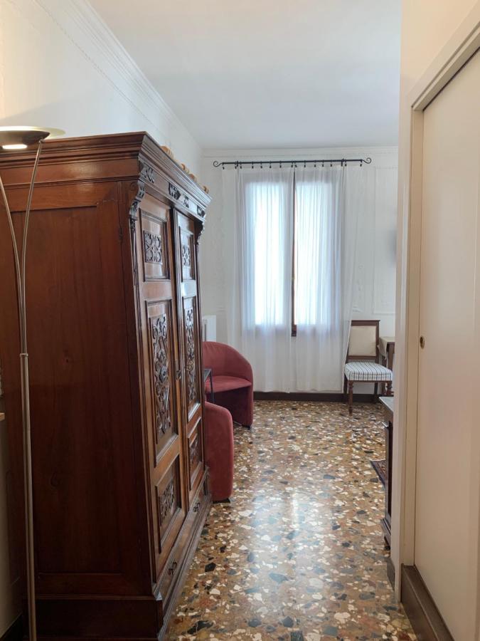 B&B Al Teatro With Canal View Venedig Exterior foto