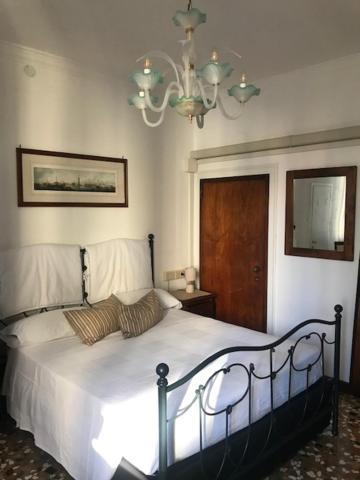 B&B Al Teatro With Canal View Venedig Exterior foto